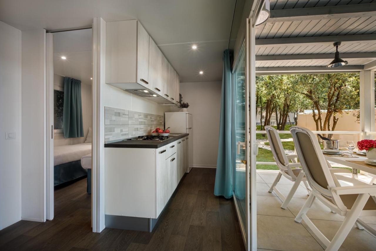 Maistra Camping Koversada Uncovered Naturist Mobile Homes ヴルサル エクステリア 写真