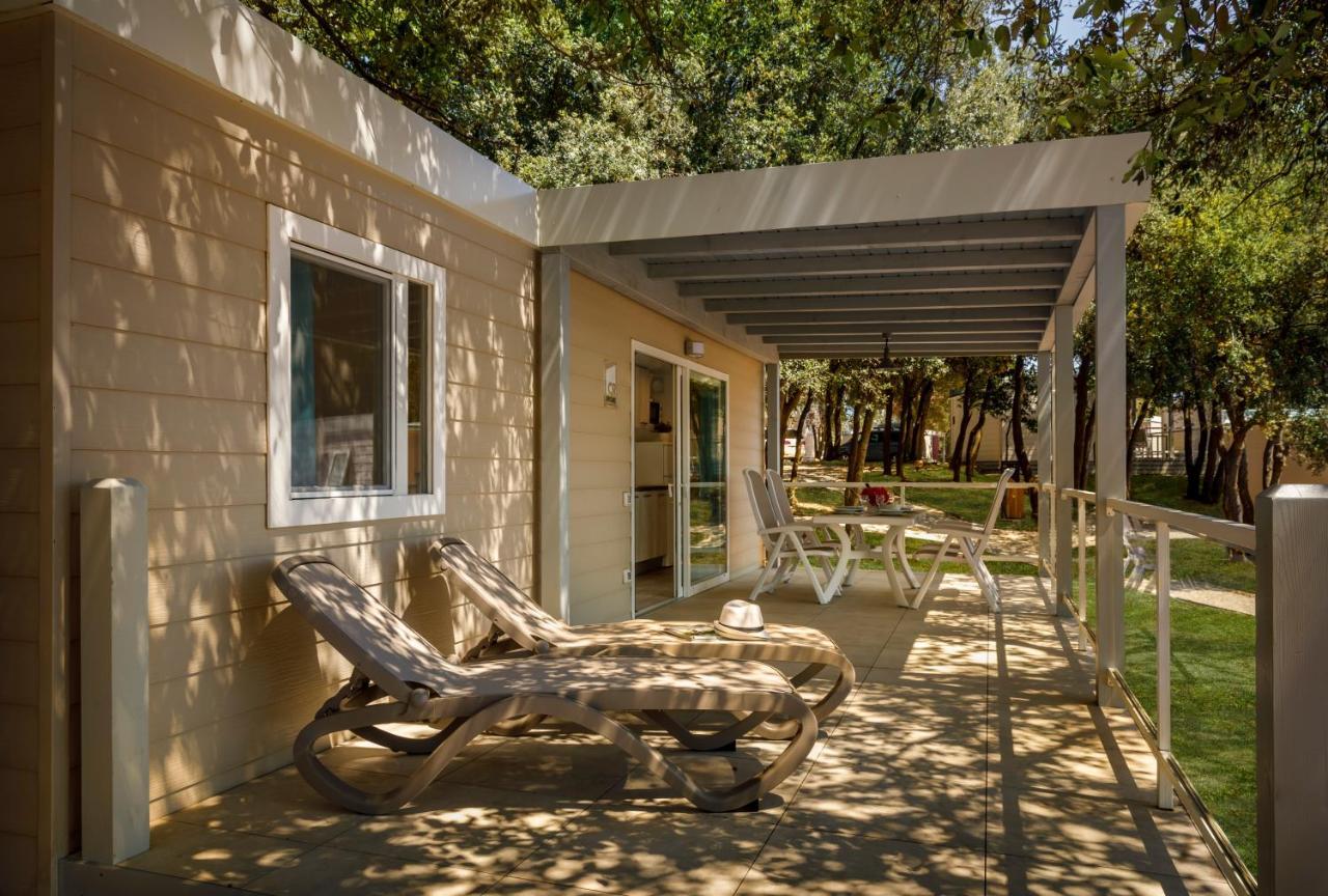 Maistra Camping Koversada Uncovered Naturist Mobile Homes ヴルサル エクステリア 写真